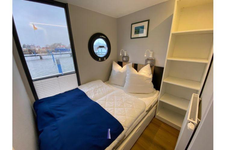 Hausboot Fjord Vela Mit Biosauna In 巴特 外观 照片
