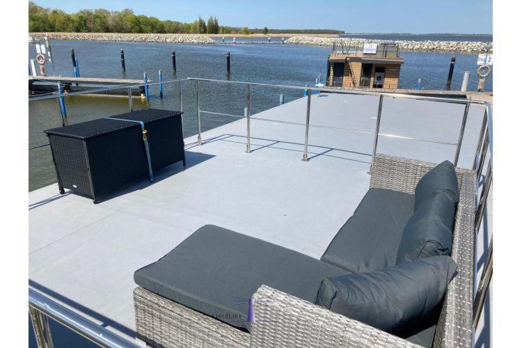 Hausboot Fjord Vela Mit Biosauna In 巴特 外观 照片